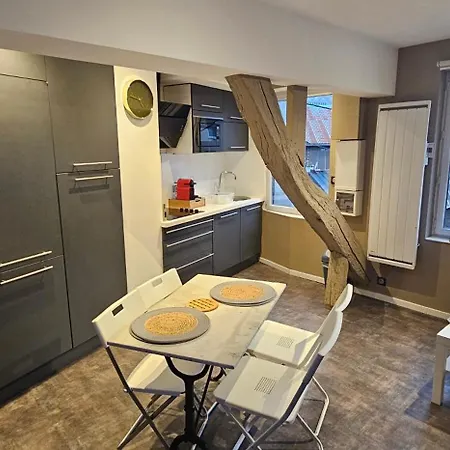 Le Petit Apartment *