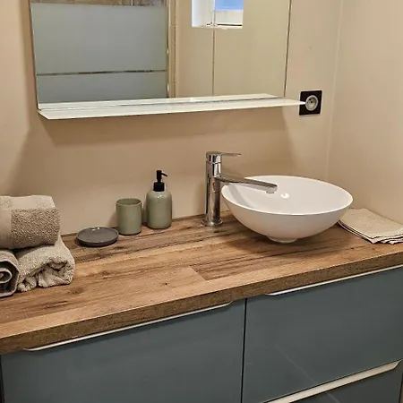 Le Petit Apartment